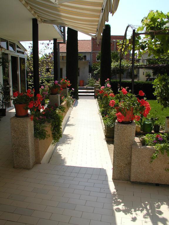 Rooms Vila Mautner ヴォディツェ エクステリア 写真